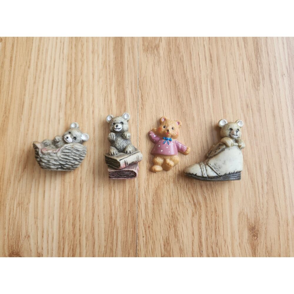Lot 4 Bear Fridge Magnets Resin & Plastic Vintage‎ Style Collectible Decor Set
